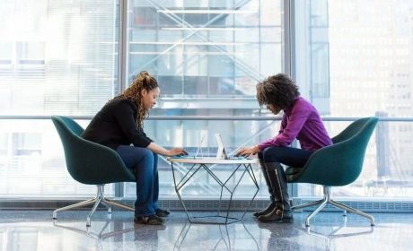 客户老说对产品不感兴趣，怎么办？