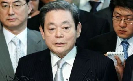 三星会长李健熙去世：青瓦台势力更迭，财阀家族风雨飘摇