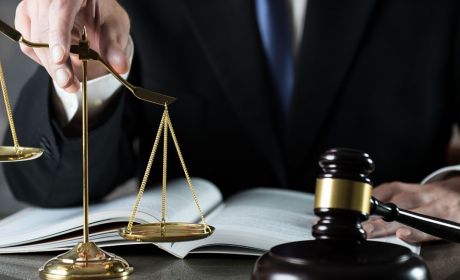 爷爷遗嘱将房产赠与孙子，因一环节孙子无法继承遗嘱公证也不行